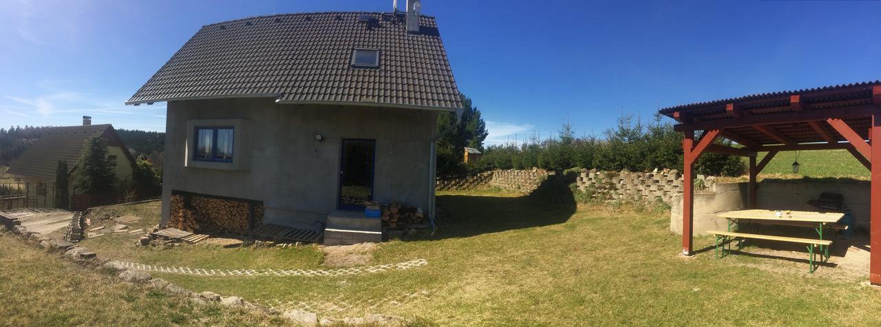 Chata U Rybnika Msecke Zehrovice Exterior foto